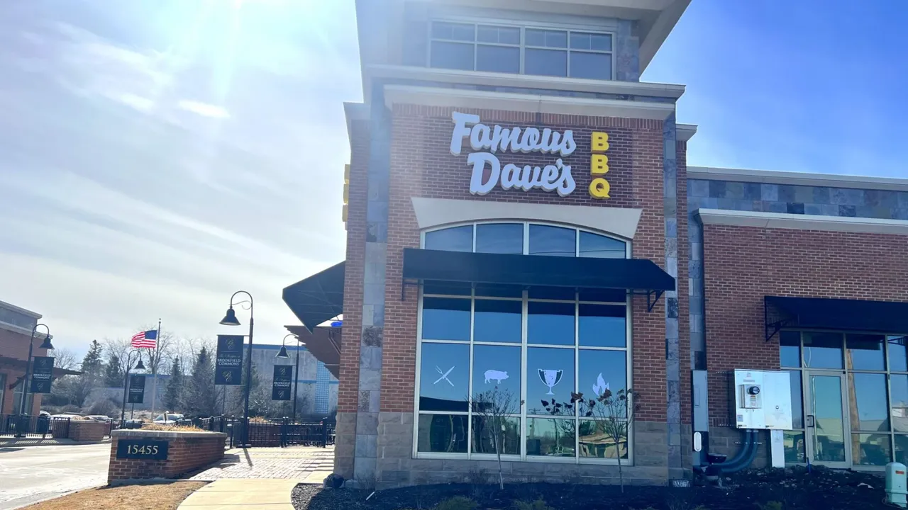 Famous Dave’s Rolls Out Smaller Prototype To Expand Access and Lower Costs for Franchisees