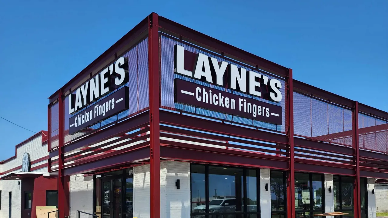 Photo of exterior of Layne's Chicken Fingers restaurant