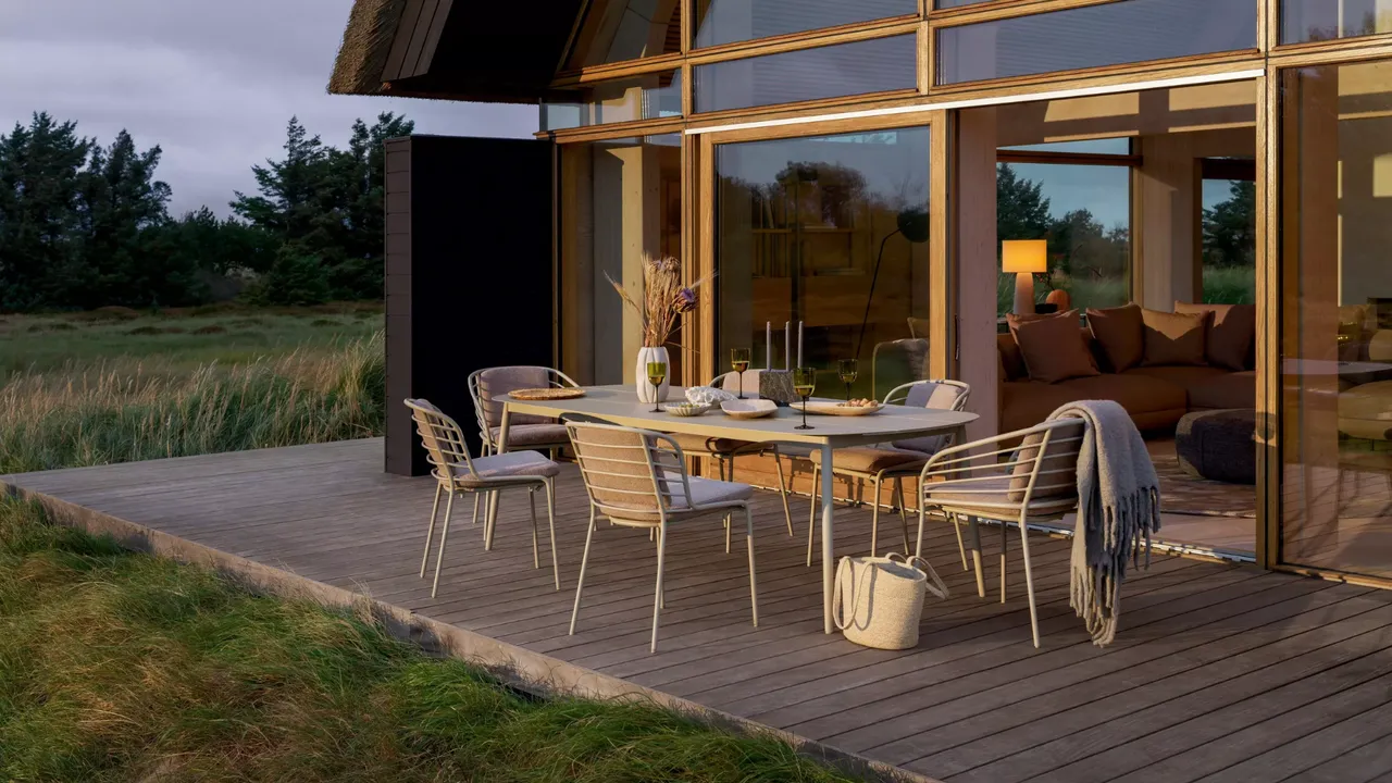 BoConcept’s Carmen Henriquez Shares Tips for Seamless Indoor-Outdoor Design