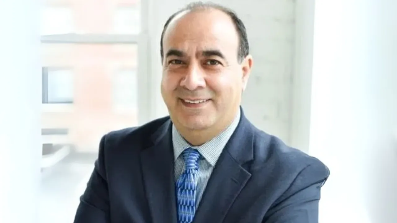 Photo of HomeTeam Inspection Service franchisee Max Moarefdoust
