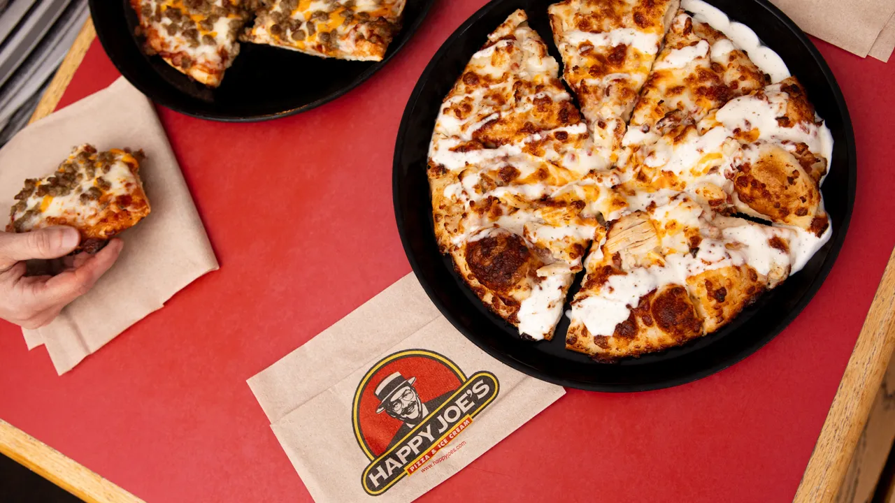 Why This Minnesota Dad Is Bringing Happy Joe’s to the Twin Cities