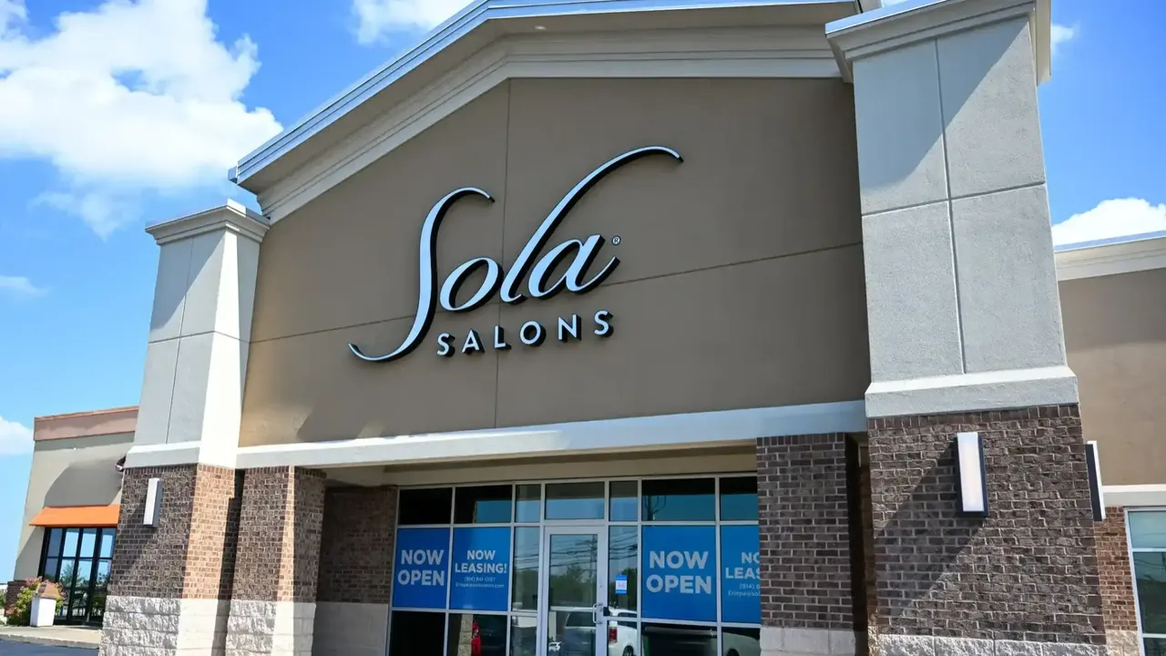 Photo of exterior of newly built Sola Salons location