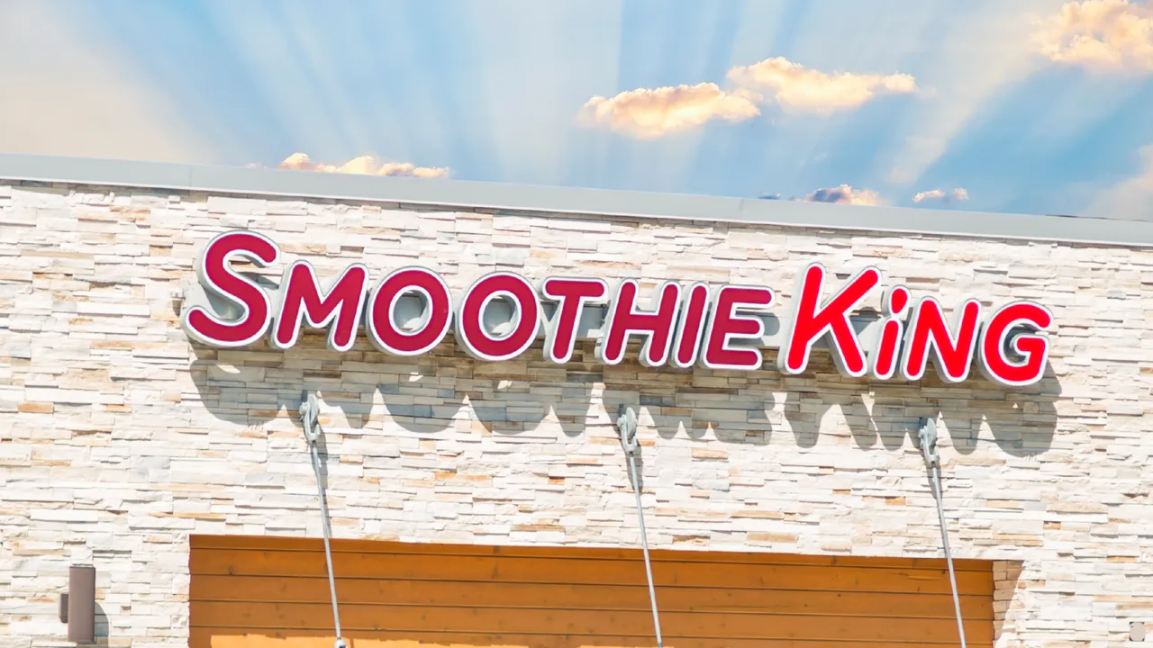 Power Eats: Smoothie King Rolls Out Food Nationwide To Fuel Franchise Growth
