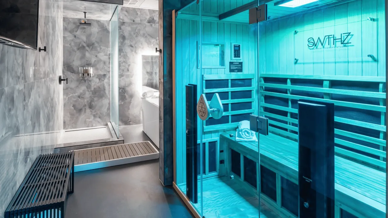 image of sweathouz interior seattle growth franchise cold plunge
