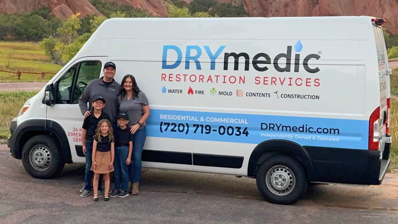 Photo of DRYmedic franchisees Keith and Jessica Carlson