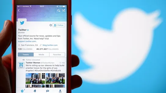 Twitter and bloomberg live news stream