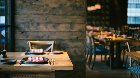 restaurant sales fall in july