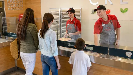 Papa Murphy's, growing franchise, pizza franchise, make at home pizza