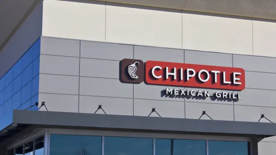 chipotle founder and ceo stepping down