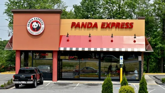 panda express opens 2000th location