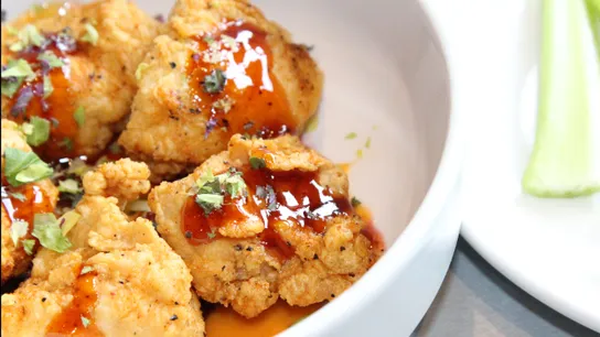  Buffalo Wings & Rings Brings Back Festive Favorites for Holiday Season 