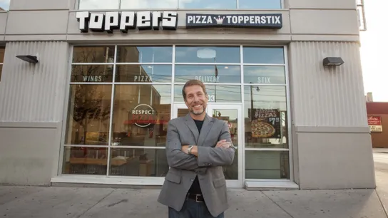 Toppers Pizza, Franchise