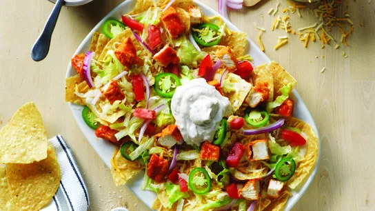 Buffalo Wings & Rings Chicken Nachos