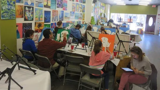 Artevino Studio