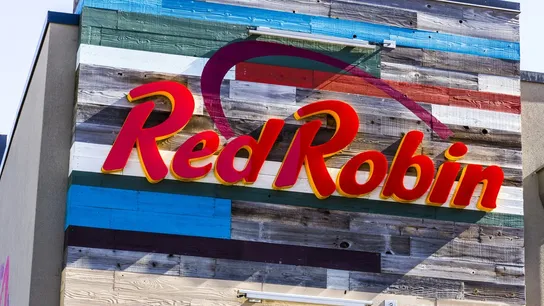 Guy Constant Red Robin