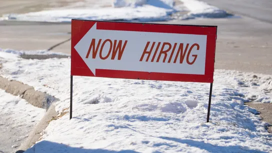 Holiday season, seasonal jobs, temporary worker shortage, retail industry