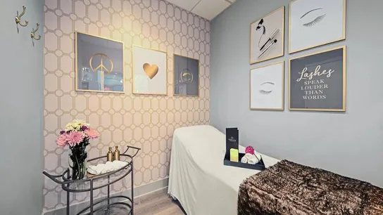 Idolize Salon and Spa