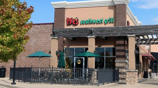 Moe's