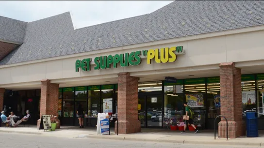 Pet Supplies Plus, pet store franchise, retail franchise, Sentinel Capital Partners