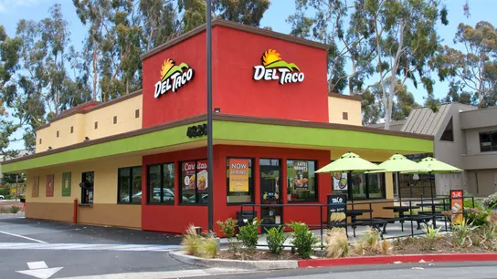 Quiznos, Taco del Mar, Rego Restaurant Group, High Bluff Capital, brand growth, chain growth