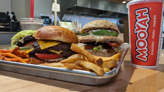 avocados, MOOYAH, franchise, restaurant, burgers, contest
