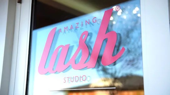 amazing lash