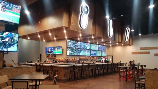 810 Billiards & Bowling