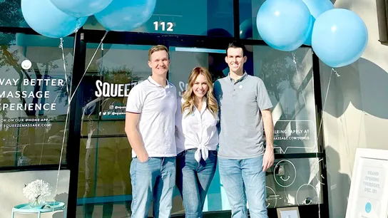 Why These Operators Went From Finance to Franchising with Squeeze Massage 
