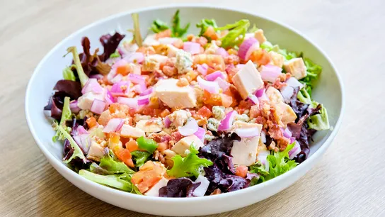 Twisted Kitchen Brings Personalization to Pasta and Salads