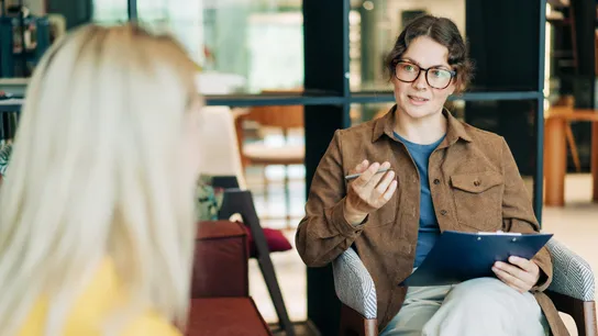 Franchise HR Divide - How Franchisors and Franchisees Share Responsibility - 1851 Franchise