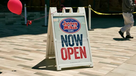 Jersey Mike’s Hits 3,000 Locations Amid Unprecedented Growth