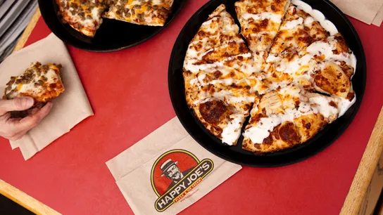 Why This Minnesota Dad Is Bringing Happy Joe’s to the Twin Cities