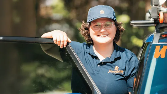 image of a franchise employee from perservan
