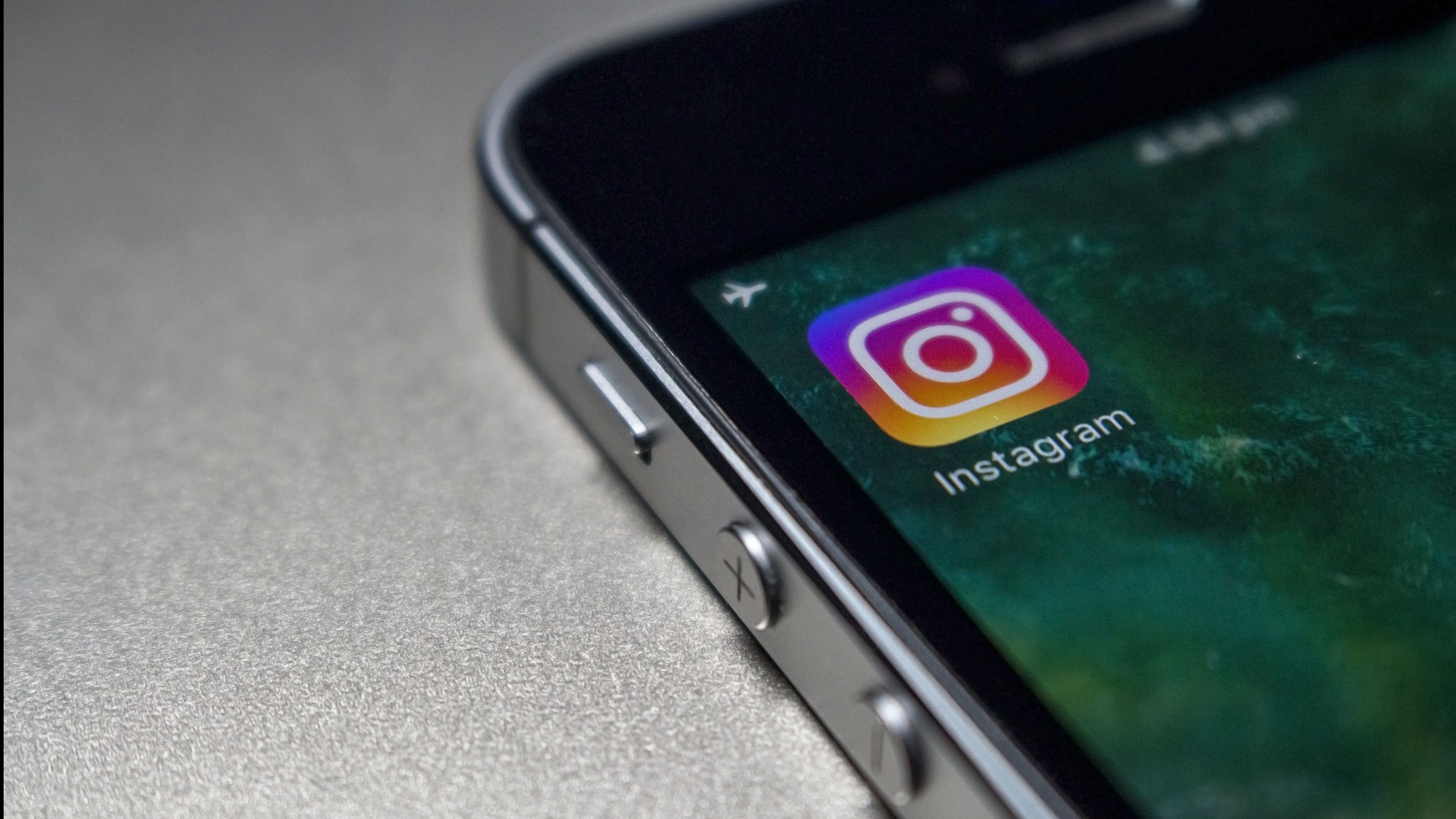 instagram allows business to schedule posts