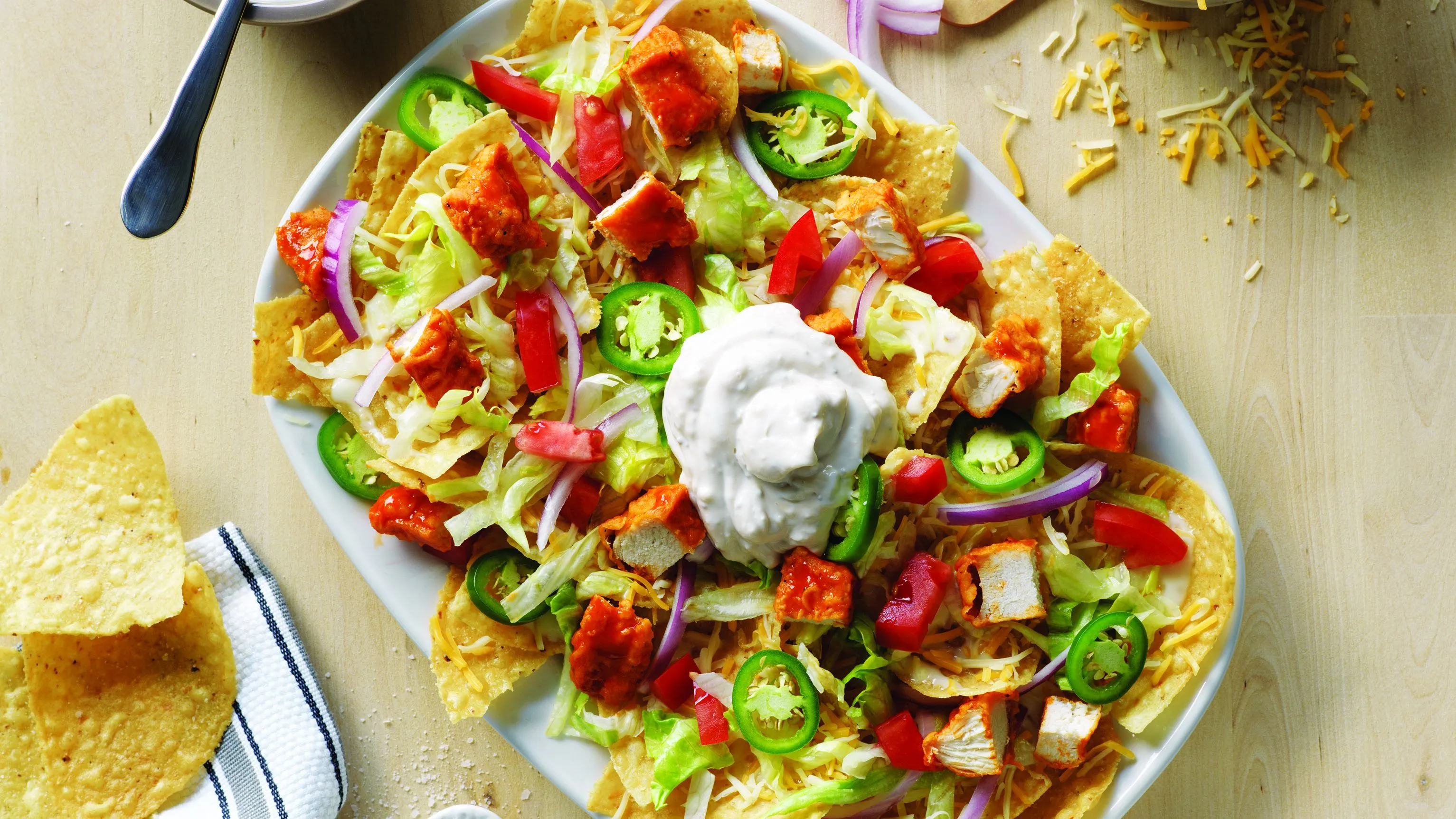 Buffalo Wings & Rings Chicken Nachos