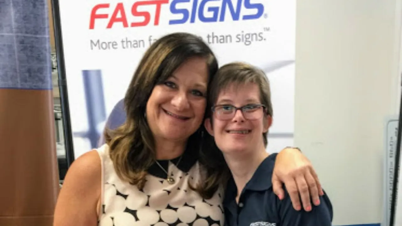 FASTSIGNS