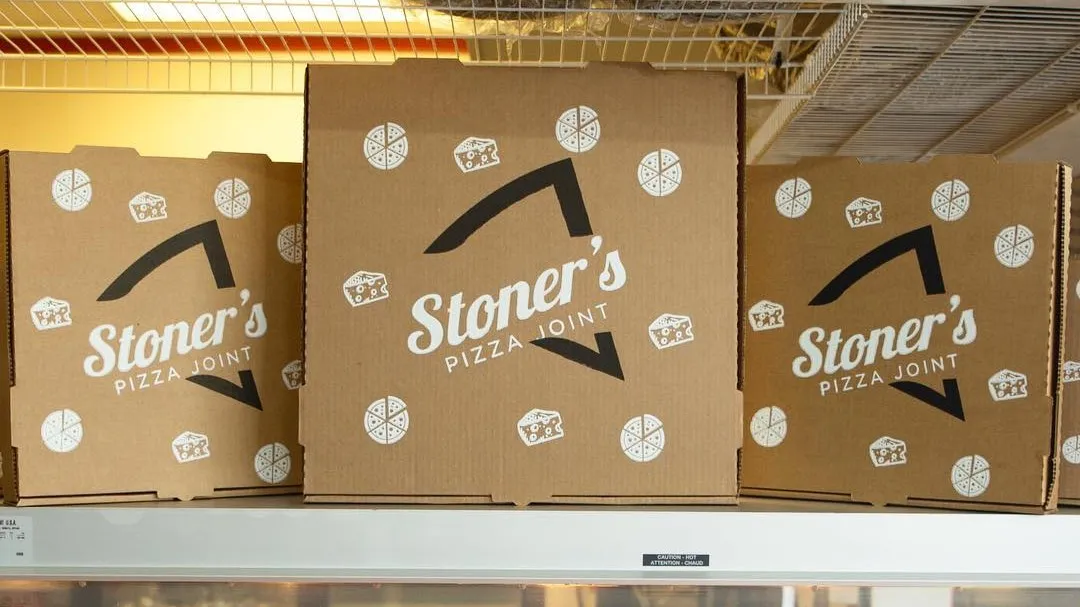 Stoner’s Pizza Joint, Stoner’s Pizza, HospitalityX, college campus, cannabis, restaurant, franchise