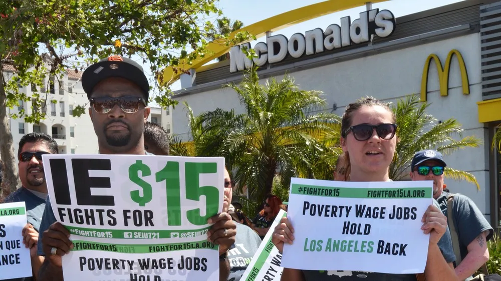 McDonald’s, minimum wage, franchise pay, wages