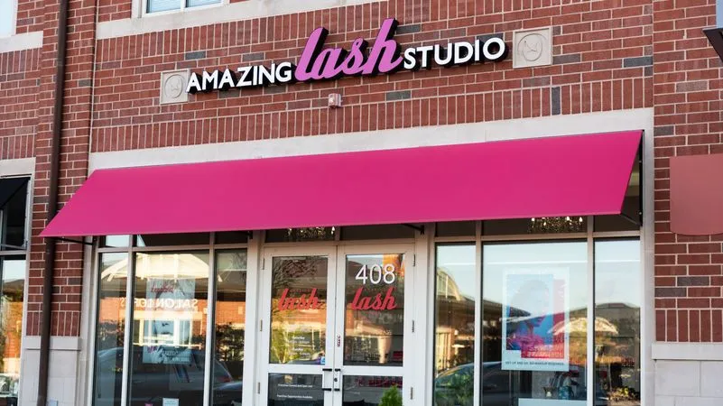 Amazing Lash Studio