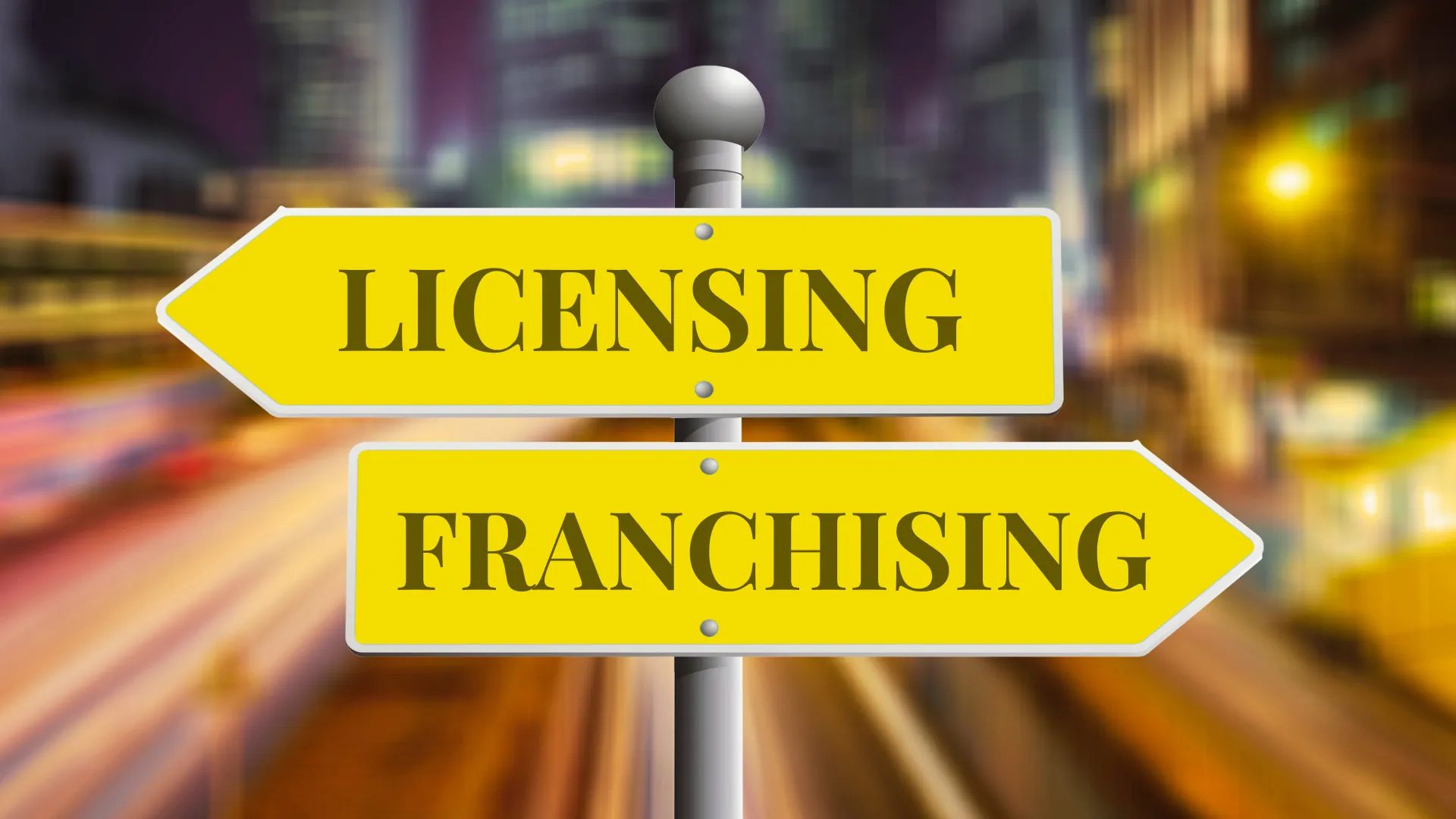 What Is the Difference Between Franchising and Licensing?