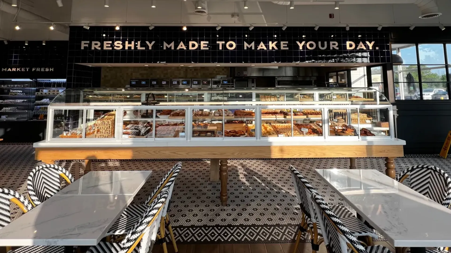 Eater: Sister Franchisees to Open Nashville’s Very First Paris Baguette