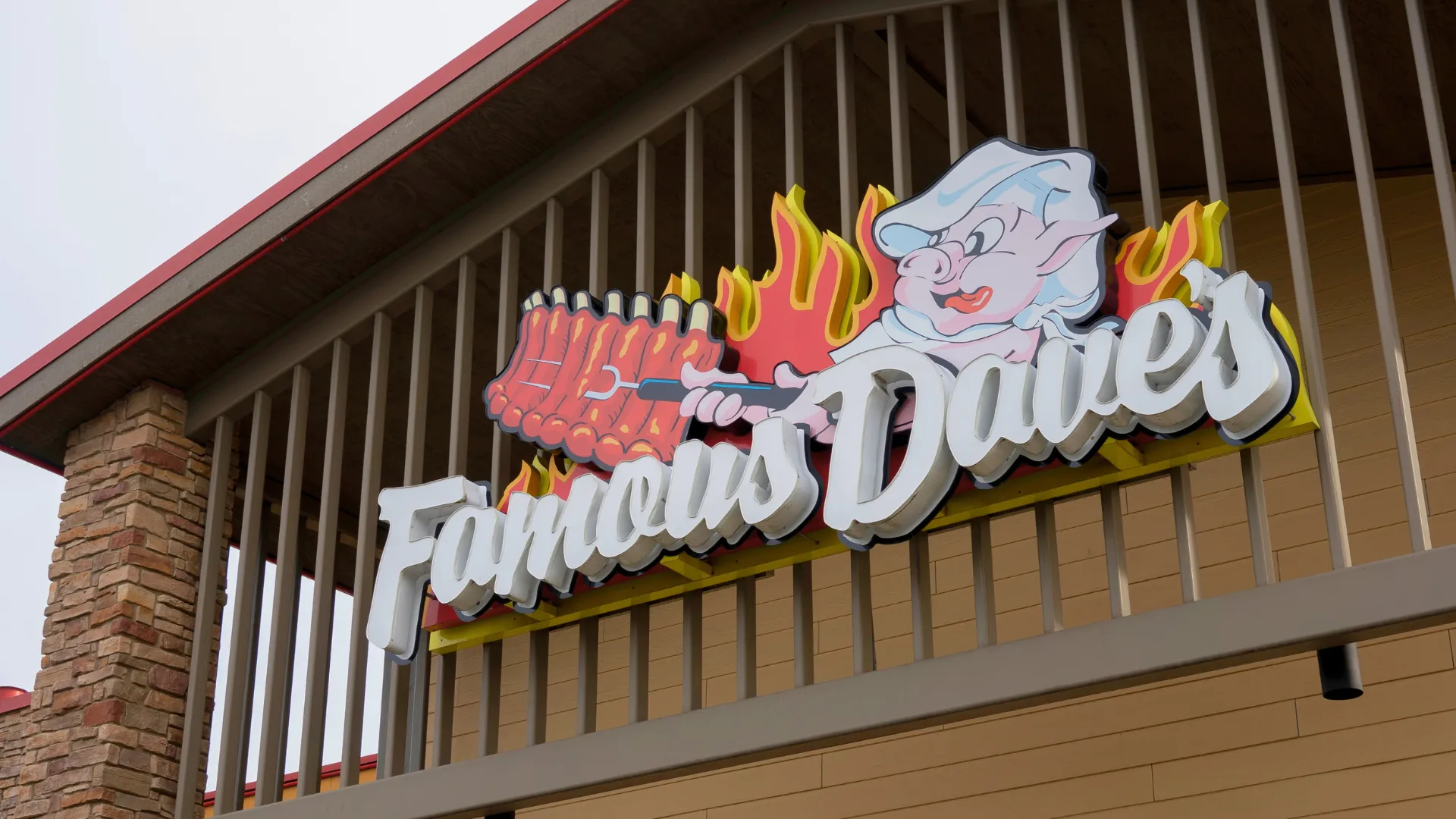 Famous Dave's BBQ - Nationwide All-Star BBQ Championship Series - 1851 Franchise