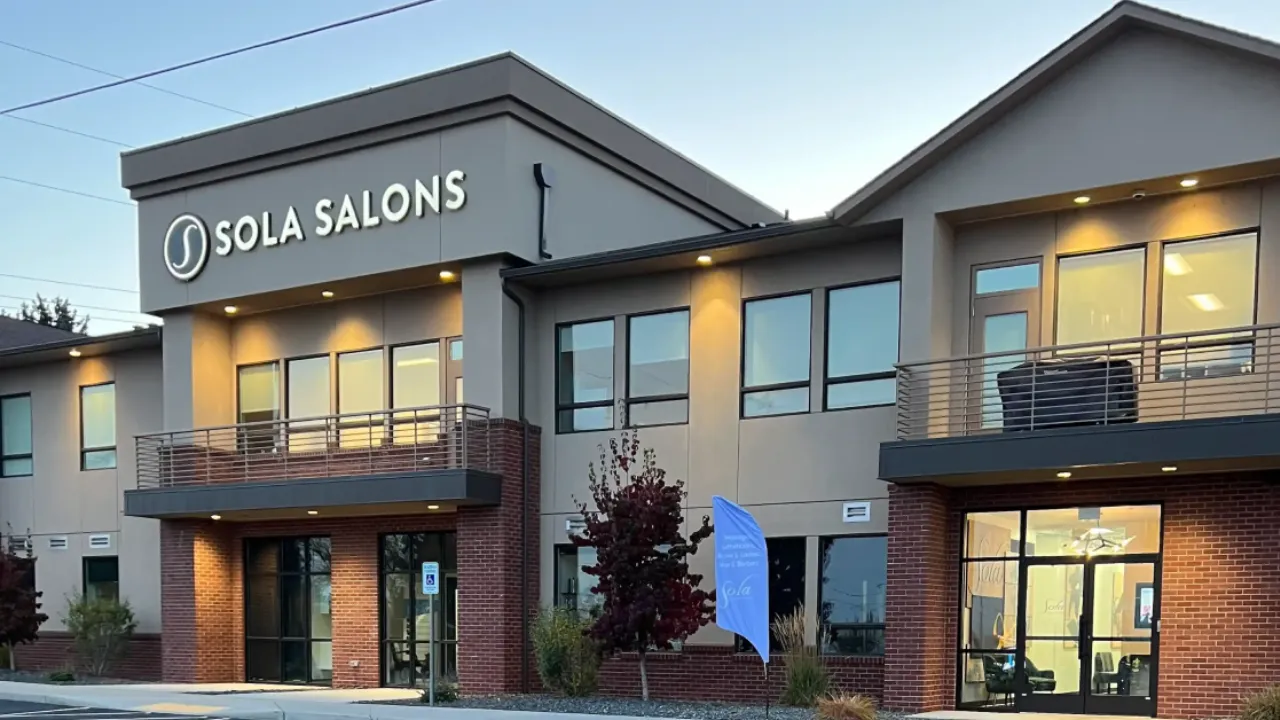 Sola Salons: A Prime Multi-Unit Opportunity for Driven Entrepreneurs