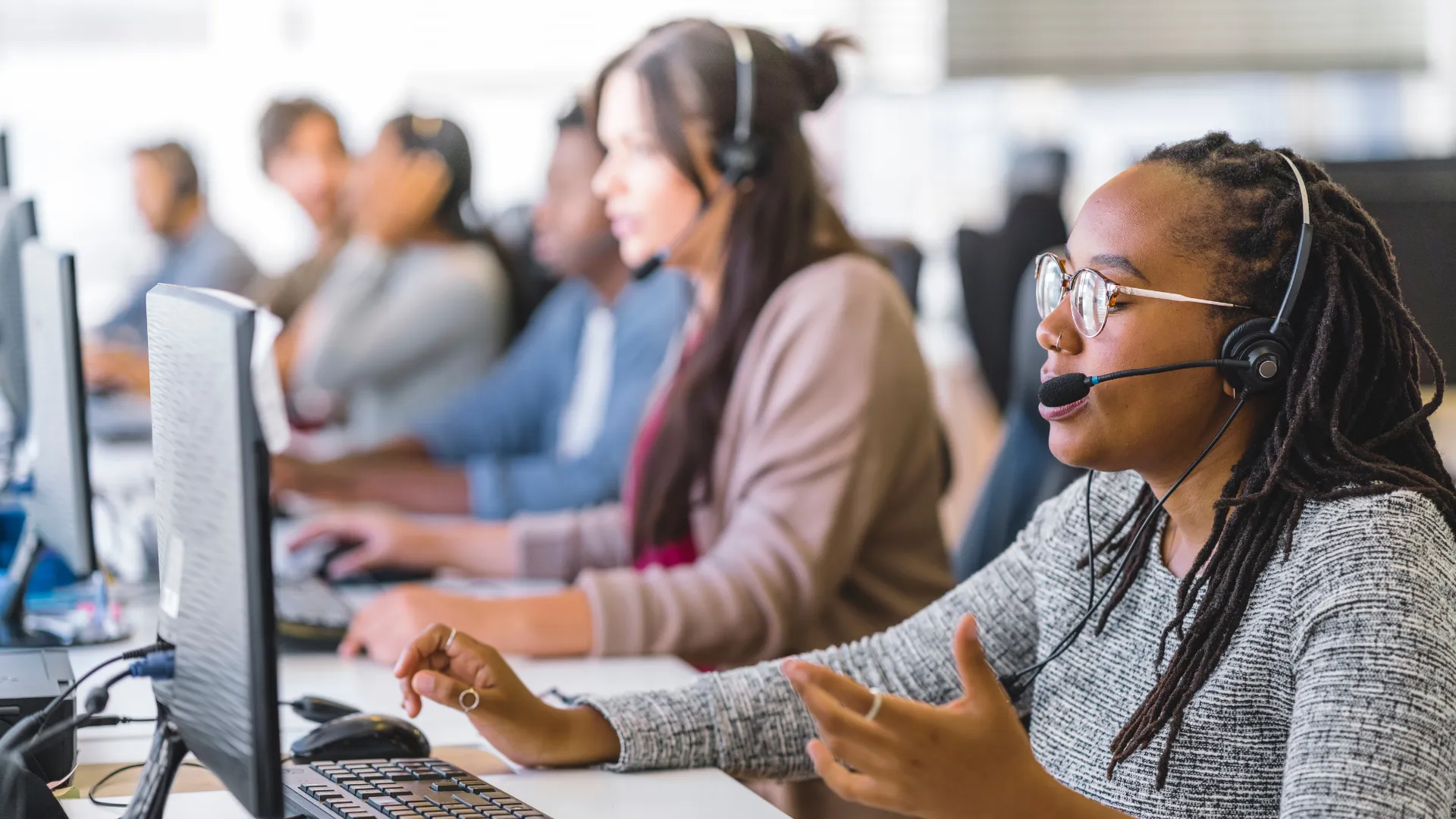 Call Center Solutions for Franchisors: How To Improve Lead Management and Customer Service