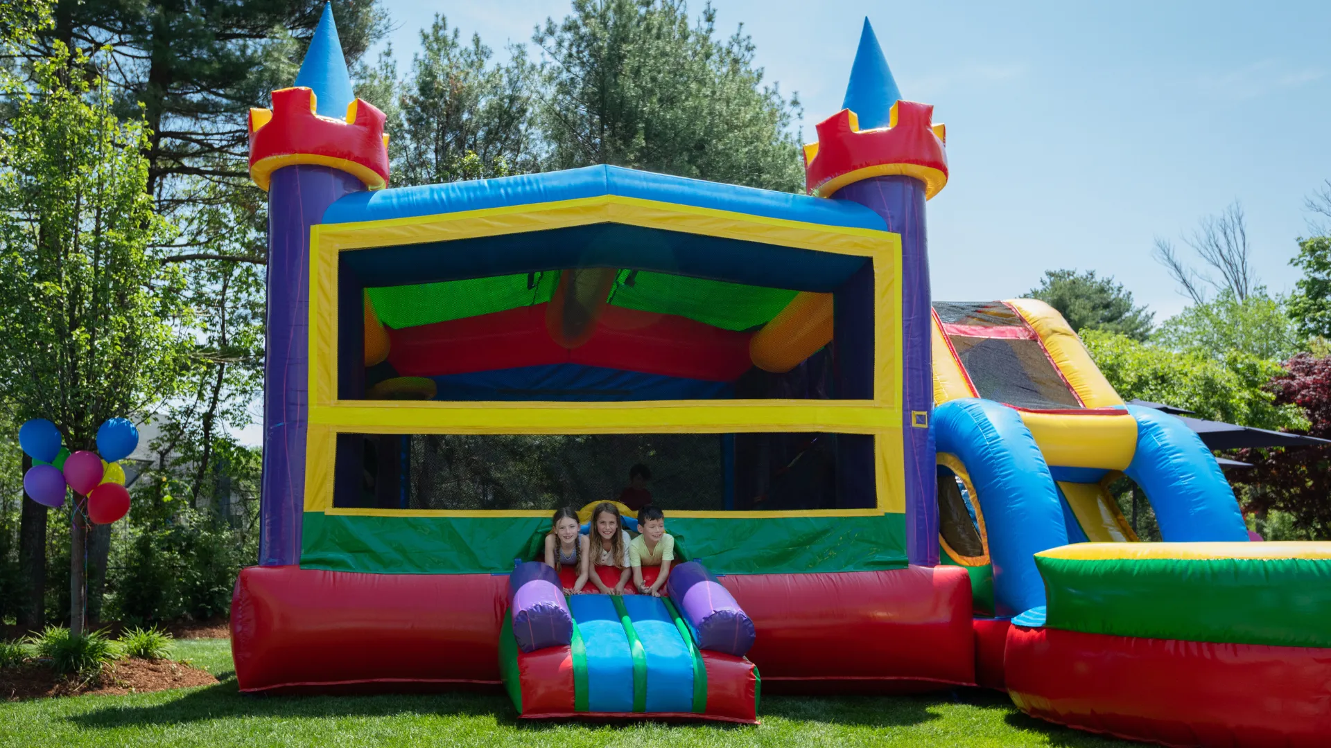 image of busy bee jumpers franchise opportunity