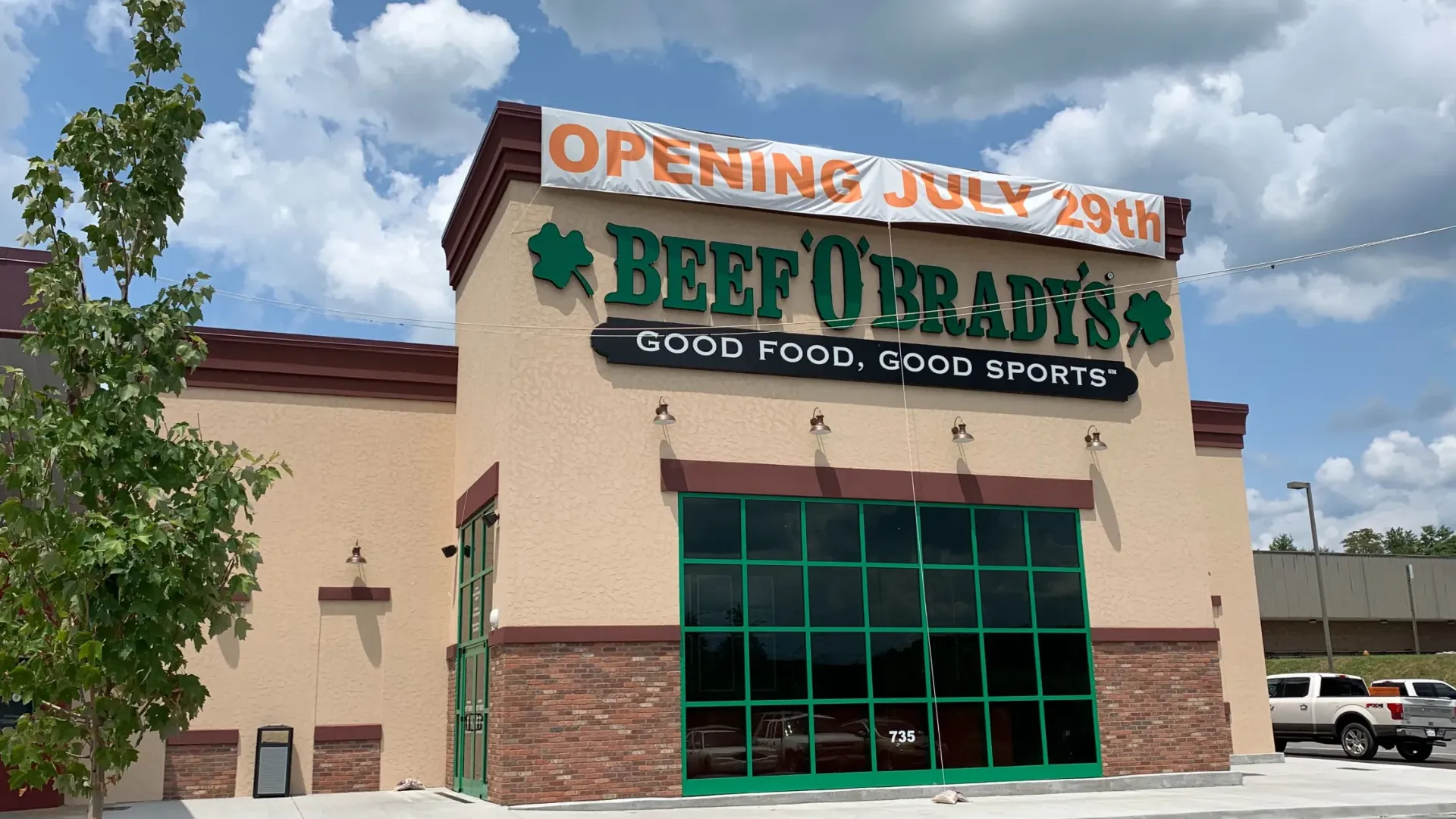 Beef 'O' Brady's Franchise - 10 Reasons to Buy - 1851 Franchise