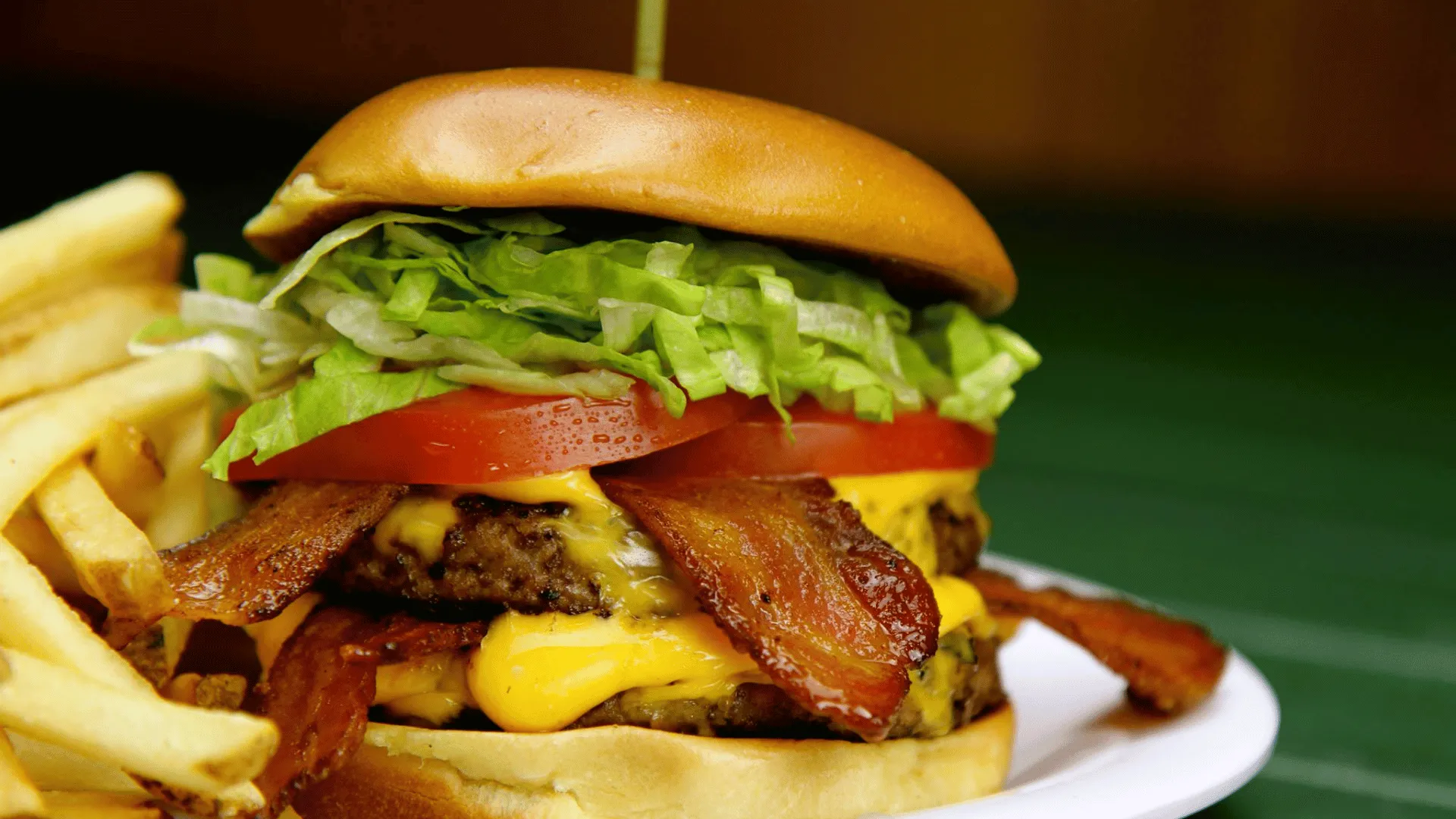 image of beef 'o' bradys annoucing 6 unit Georgia deal